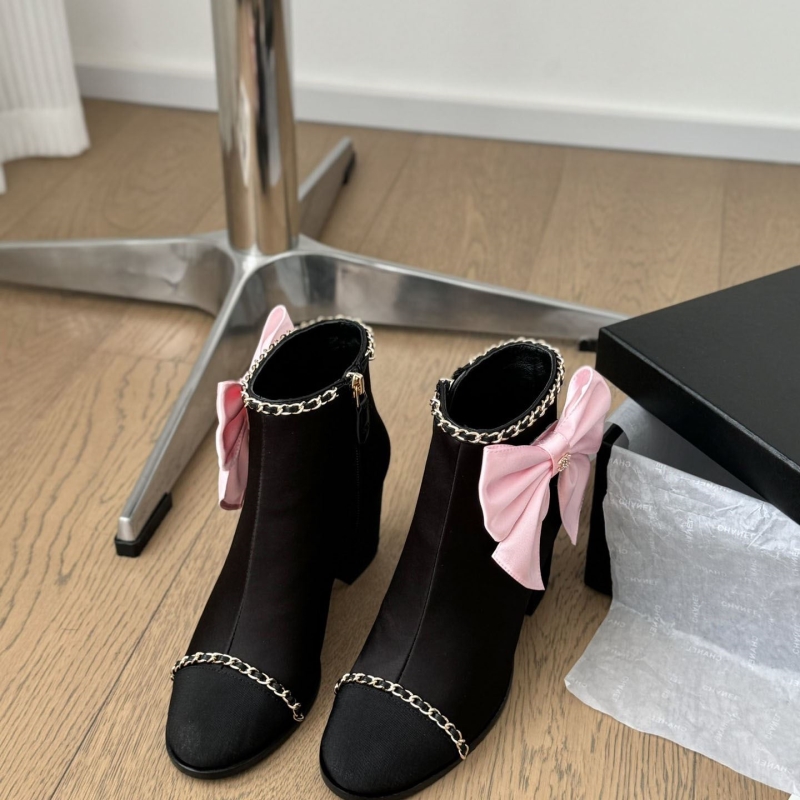 Ch*el boots
